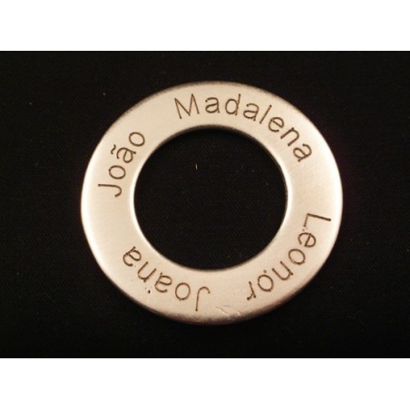 Argola Zamak Achatada "Nomes" 38mm Prata Velha